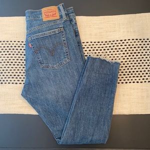 Levi High Waist Wedgie Skinny Jean